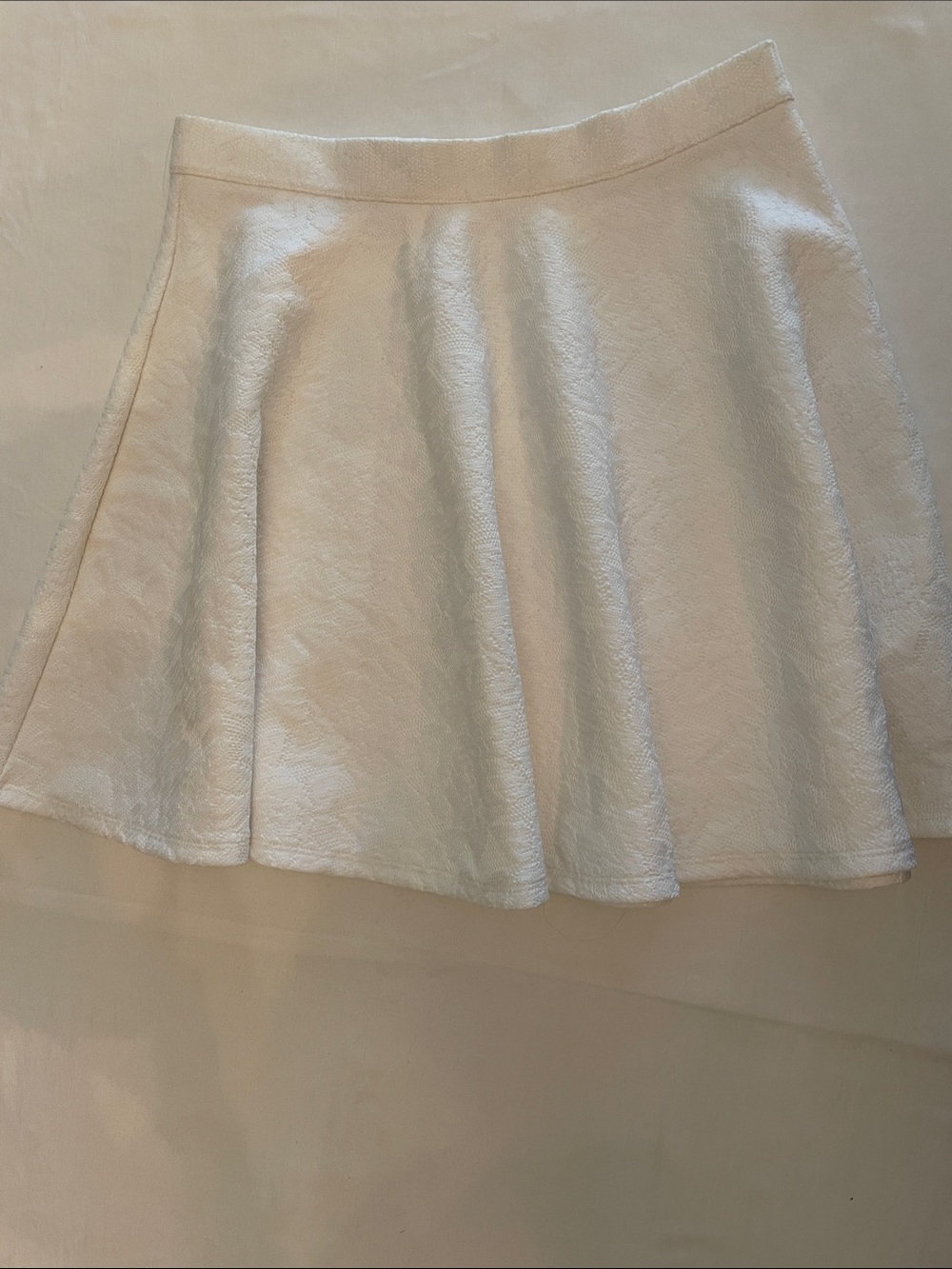 Abercrombie & Fitch Sz Med Women's white A-line, flared skirt